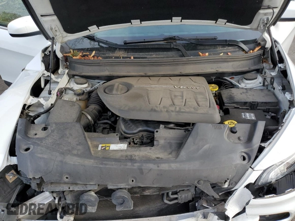 2015 Jeep Cherokee Latitude с VIN 1C4PJMCS7FW787499, выставлен на аукционе Copart как лот 52748725 с пробегом 95 406 миль миль и Списание • Salvage title. История ставок и продаж доступна на DreamBid. Изображение 12.