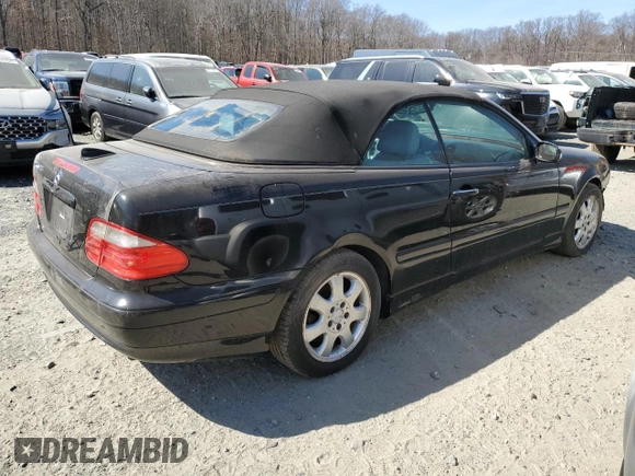 2003 Mercedes-Benz CLK 320 z VIN WDBLK65G43T131711, wystawiony jako Copart lot #48130915 z przebiegiem Nie podano mil oraz Szkoda całkowita • Salvage title. Historia ofert i sprzedaży dostępna na DreamBid. Obrazek 3.