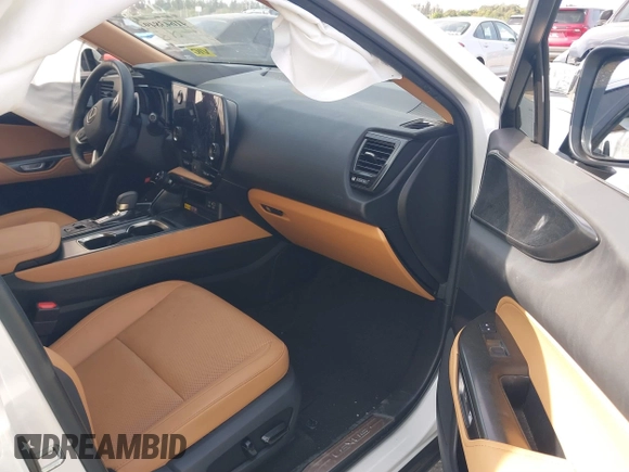 2024 Lexus NX 350 Premium z VIN JTJGGCEZ5R5008594, wystawiony jako IAAI lot #41643849 z przebiegiem 13 519 mil mil oraz . Historia ofert i sprzedaży dostępna na DreamBid. Obrazek 5.