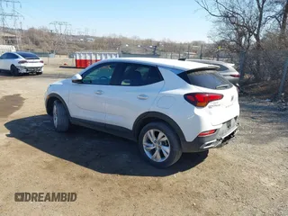 2024 Buick Encore GX Preferred z VIN KL4AMCSL1RB002336, wystawiony jako IAAI lot #41700398 z przebiegiem 13 901 mil mil oraz . Historia ofert i sprzedaży dostępna na DreamBid. Obrazek 3.
