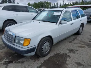 1992 Mercedes-Benz 300 with VIN WDBEA90E1NF206532, listed as a IAAI auction lot 42148991 with 248,072 mi miles and . Bid and sale history available at DreamBid. Image 2.