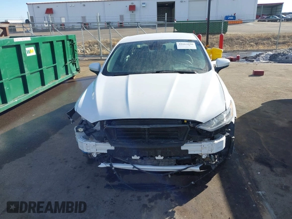 2020 Ford Fusion SE with VIN 3FA6P0HD5LR235064, listed as a IAAI auction lot 41664390 with 38,473 mi miles. Bid and sale history available at carsss.com. Image 13.