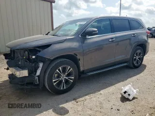 2019 Toyota Highlander LE with VIN 5TDZZRFHXKS352971, listed as a Copart auction lot 61501105 with 60,582 mi miles and Salvage title. Bid and sale history available at DreamBid. Image 1.