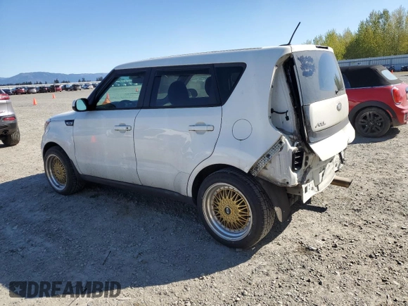 2016 Kia Soul with VIN KNDJN2A23G7263246, listed as a Copart auction lot 53579945 with 131,993 mi miles and Salvage Title. Bid and sale history available at carsss.com. Image 2.