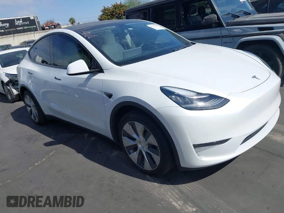 2021 Tesla Model Y Long Range with VIN 5YJYGDEE3MF081304, listed as a IAAI auction lot 41706240 with 90,510 mi miles and . Bid and sale history available at DreamBid. Image 1.
