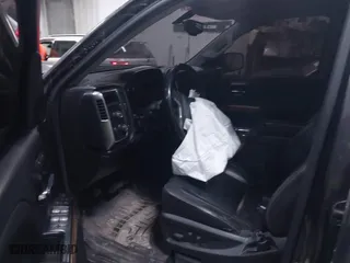 2014 Chevrolet Silverado 1500 LTZ with VIN 3GCUKSEC0EG135671, listed as a IAAI auction lot 41539503 with 182,127 mi miles. Bid and sale history available at carsss.com. Image 5.