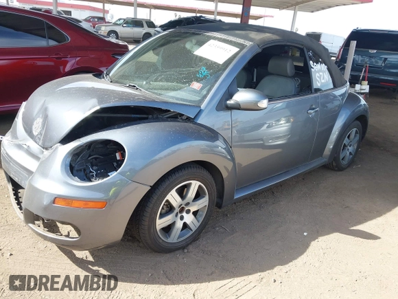 2006 Volkswagen Beetle with VIN 3VWRF31Y56M327282, listed as a IAAI auction lot 42359912 with 77,294 mi miles and . Bid and sale history available at DreamBid. Image 18.