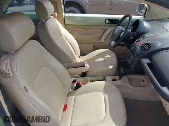2007 Volkswagen Beetle с VIN 3VWRW31C07M518758, выставлен на аукционе IAAI как лот 42072875 с пробегом 85 096 миль миль и . История ставок и продаж доступна на DreamBid. Изображение 5.