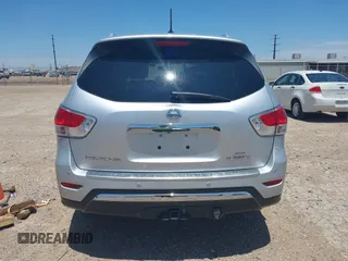 2014 Nissan Pathfinder SV z VIN 5N1AR2MM2EC600717, wystawiony jako IAAI lot #42335010 z przebiegiem 116 887 mil mil oraz . Historia ofert i sprzedaży dostępna na DreamBid. Obrazek 17.