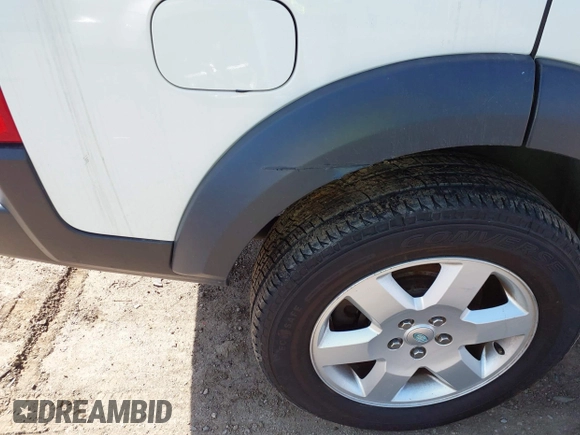 2008 Land Rover LR3 HSE with VIN SALAG25468A455005, listed as a IAAI auction lot 41785847 with 220,740 mi miles and . Bid and sale history available at DreamBid. Image 6.