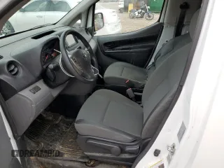 2020 Nissan NV200 SV с VIN 3N6CM0KN8LK697163, выставлен на аукционе Copart как лот 58204825 с пробегом 115 260 миль миль и Списание • Salvage title. История ставок и продаж доступна на DreamBid. Изображение 7.