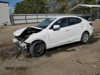 2019 Toyota Yaris L z VIN 3MYDLBYV6KY516622, wystawiony jako Copart lot #50657155 z przebiegiem 39 276 mil mil oraz Szkoda całkowita • Salvage title. Historia ofert i sprzedaży dostępna na DreamBid. Obrazek 1.
