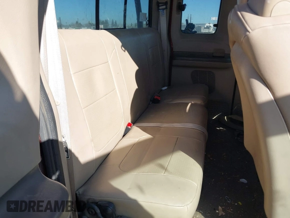 2001 Ford Super Duty F-250 XL with VIN 1FTNX20LX1EB05530, listed as a IAAI auction lot 41759178 with 249,349 mi miles. Bid and sale history available at carsss.com. Image 8.