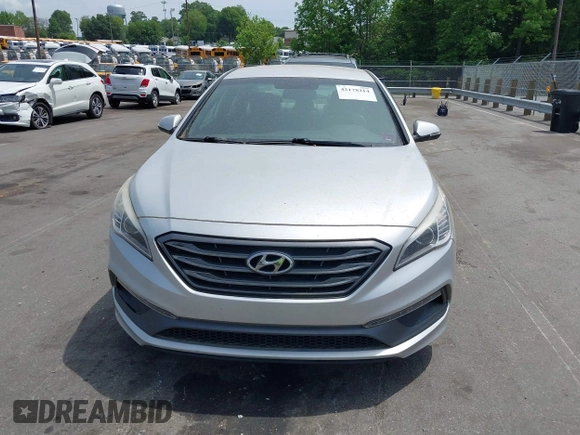 2015 Hyundai Sonata Sport with VIN 5NPE34AB1FH093398, listed as a IAAI auction lot 42178214 with 172,018 mi miles and . Bid and sale history available at carsss.com. Image 12.