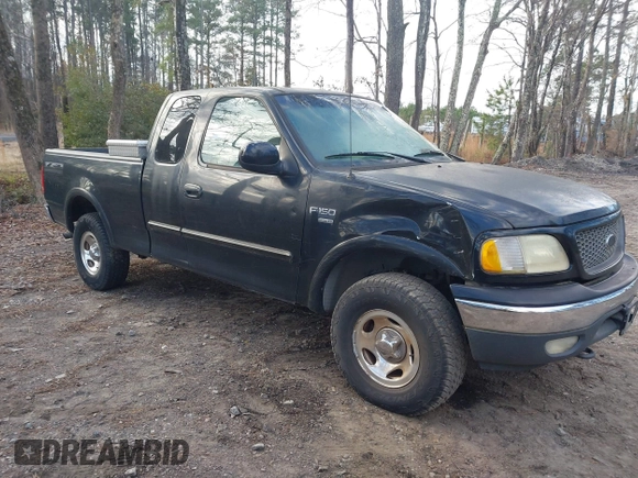 2001 Ford F-150 XL z VIN 1FTRX18W81NA40901, wystawiony jako IAAI lot #41182038 z przebiegiem Nie podano mil oraz . Historia ofert i sprzedaży dostępna na DreamBid. Obrazek 1.