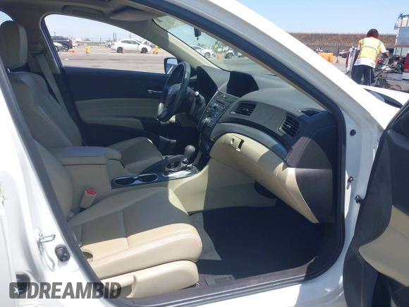 2018 Acura ILX with VIN 19UDE2F3XJA009432, listed as a IAAI auction lot 42520518 with 63,368 mi miles and . Bid and sale history available at DreamBid. Image 5.