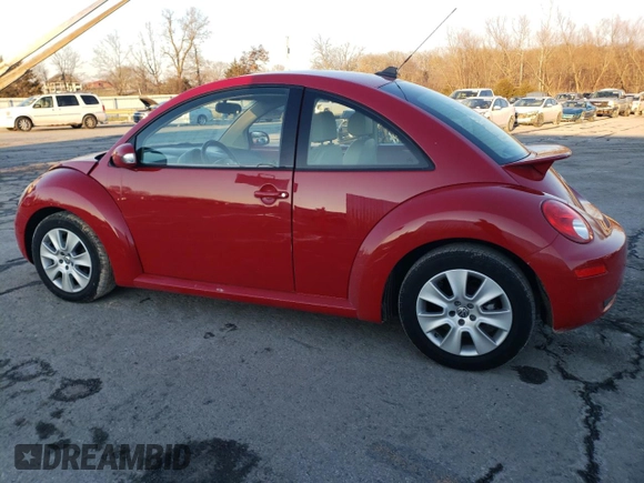 2009 Volkswagen New Beetle Coupe S with VIN 3VWPW31C19M504894, listed as a Copart auction lot 88869905 with 127,461 mi miles and Salvage Title. Bid and sale history available at carsss.com. Image 2.