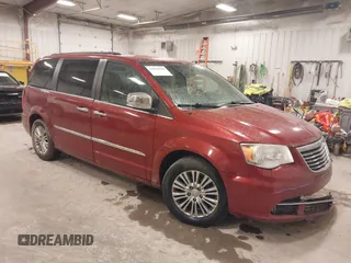 2015 Chrysler Town & Country Touring L with VIN 2C4RC1CG8FR525304, listed as a IAAI auction lot 41829438 with 125,587 mi miles and . Bid and sale history available at DreamBid. Image 1.