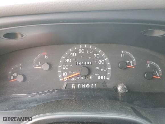 2001 Ford Econoline Wagon XL with VIN 1FBSS31L41HB19352, listed as a Copart auction lot 53101325 with 101,807 mi miles and Salvage Title. Bid and sale history available at carsss.com. Image 9.
