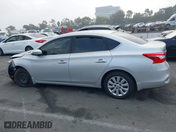 2017 Nissan Sentra SV z VIN 3N1AB7APXHY333457, wystawiony jako IAAI lot #41241645 z przebiegiem Nie podano mil oraz . Historia ofert i sprzedaży dostępna na DreamBid. Obrazek 13.