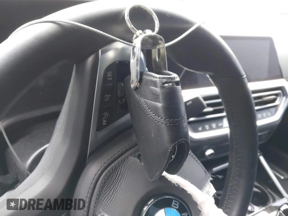 2022 BMW 3 Series M340i xDrive with VIN WBA5U9C08NFM68599, listed as a IAAI auction lot 41260340 with Not Provided miles and . Bid and sale history available at DreamBid. Image 11.