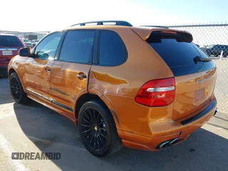2008 Porsche Cayenne GTS z VIN WP1AD29P48LA72431, wystawiony jako IAAI lot #42437071 z przebiegiem 202 497 mil mil oraz . Historia ofert i sprzedaży dostępna na DreamBid. Obrazek 3.