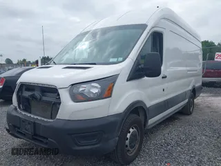 2024 Ford Transit Cargo z VIN 1FTBR3X89RKA14329, wystawiony jako IAAI lot #42483348 z przebiegiem 85 692 mil mil oraz . Historia ofert i sprzedaży dostępna na DreamBid. Obrazek 17.