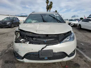 2020 Chrysler Pacifica Limited z VIN 2C4RC1GG1LR267164, wystawiony jako Copart lot #46910425 z przebiegiem 101 806 mil mil oraz Szkoda całkowita • Salvage title. Historia ofert i sprzedaży dostępna na DreamBid. Obrazek 5.