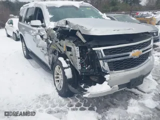 2017 Chevrolet Tahoe LS with VIN 1GNSKAKC0HR357211, listed as a IAAI auction lot 40977181 with 1 mi miles. Bid and sale history available at carsss.com. Image 6.