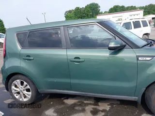 2014 Kia Soul + z VIN KNDJP3A50E7058037, wystawiony jako IAAI lot #42091873 z przebiegiem 113 754 mil mil oraz . Historia ofert i sprzedaży dostępna na DreamBid. Obrazek 12.