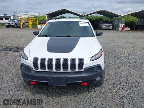 2017 Jeep Cherokee Trailhawk L Plus z VIN 1C4PJMBS2HD218558, wystawiony jako IAAI lot #42239283 z przebiegiem 147 838 mil mil oraz . Historia ofert i sprzedaży dostępna na DreamBid. Obrazek 12.
