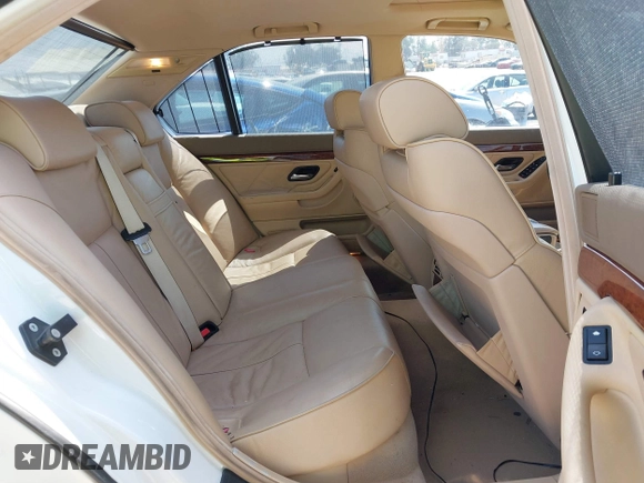 2001 BMW 7 Series 740iA with VIN WBAGG83451DN86421, listed as a IAAI auction lot 42104053 with 241,586 mi miles. Bid and sale history available at carsss.com. Image 8.