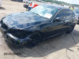 2011 BMW 3 Series 328i with VIN WBAPH5G55BNM81646, listed as a IAAI auction lot 42376059 with 116,318 mi miles and . Bid and sale history available at DreamBid. Image 18.