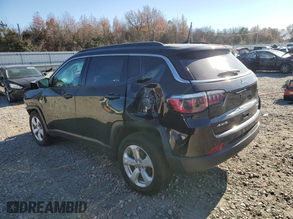 2019 Jeep Compass Latitude with VIN 3C4NJDBB0KT641860, listed as a Copart auction lot 83894084 with 87,230 mi miles and Salvage Title. Bid and sale history available at carsss.com. Image 2.