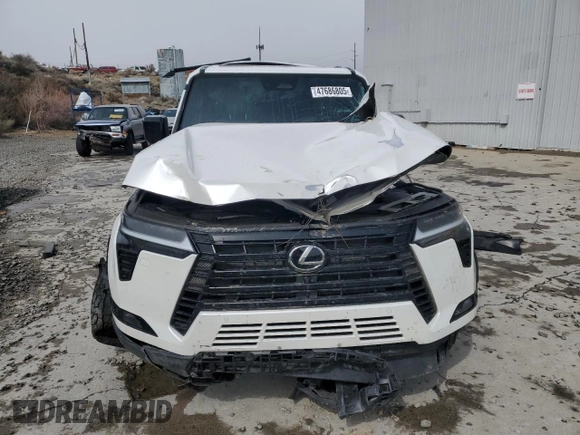 2024 Lexus GX 550 Premium z VIN JTJTBCDX5R5016112, wystawiony jako Copart lot #47686805 z przebiegiem 11 688 mil mil oraz Szkoda całkowita • Salvage title. Historia ofert i sprzedaży dostępna na DreamBid. Obrazek 5.