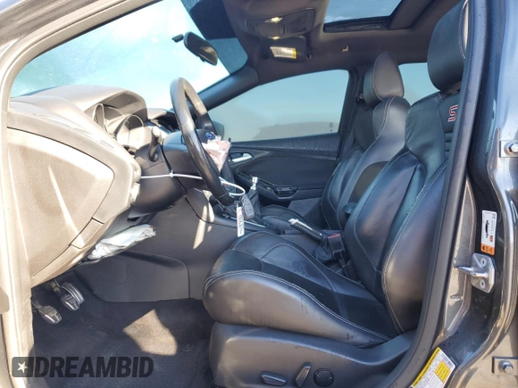 2017 Ford Focus ST with VIN 1FADP3L90HL275358, listed as a Copart auction lot 43643005 with 106,379 mi miles and Salvage Title. Bid and sale history available at carsss.com. Image 7.