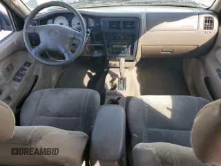 2003 Toyota Tacoma PreRunner z VIN 5TEGM92N53Z148455, wystawiony jako Copart lot #60484255 z przebiegiem 364 364 mil mil oraz Szkoda całkowita • Salvage title. Historia ofert i sprzedaży dostępna na DreamBid. Obrazek 8.