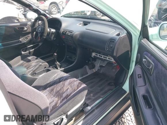 2001 Acura Integra LS with VIN JH4DC43591S003877, listed as a IAAI auction lot 42139309 with 97,232 mi miles and . Bid and sale history available at DreamBid. Image 5.
