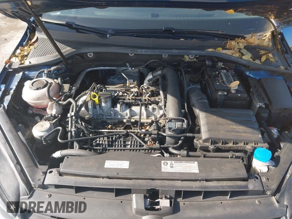 2019 Volkswagen Golf S z VIN 3VWY57AU6KM515323, wystawiony jako IAAI lot #42397800 z przebiegiem 54 612 mil mil oraz . Historia ofert i sprzedaży dostępna na DreamBid. Obrazek 10.