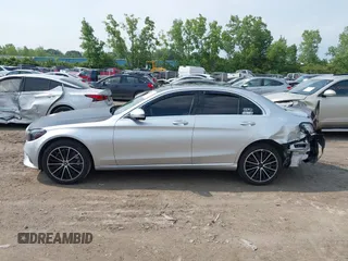 2020 Mercedes-Benz C 300 z VIN W1KWF8EB6LR599901, wystawiony jako IAAI lot #42616247 z przebiegiem 74 966 mil mil oraz . Historia ofert i sprzedaży dostępna na DreamBid. Obrazek 14.