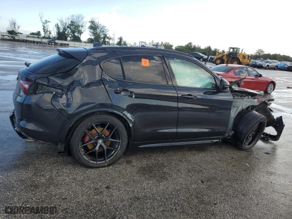 2020 Alfa Romeo Stelvio with VIN ZASPAJAN2L7C91437, listed as a Copart auction lot 65405794 with 0 mi miles and Non Repairable. Bid and sale history available at carsss.com. Image 3.