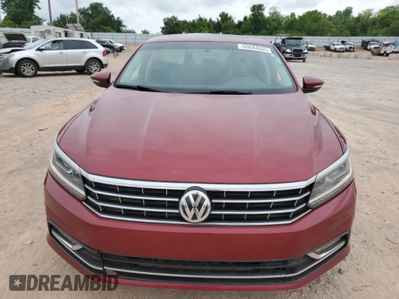 2016 Volkswagen Passat SE z VIN 1VWBT7A37GC023783, wystawiony jako Copart lot #60684605 z przebiegiem 145 337 mil mil oraz Czysty tytuł • Clean title. Historia ofert i sprzedaży dostępna na DreamBid. Obrazek 5.