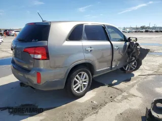 2015 Kia Sorento LX with VIN 5XYKT3A62FG598650, listed as a Copart auction lot 49699295 with 52,988 mi miles and Salvage Title. Bid and sale history available at carsss.com. Image 3.
