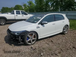 2023 Volkswagen Golf z VIN WVWEB7CD4PW137201, wystawiony jako Copart lot #54785204 z przebiegiem 24 120 mil mil oraz Szkoda całkowita • Salvage title. Historia ofert i sprzedaży dostępna na DreamBid. Obrazek 1.