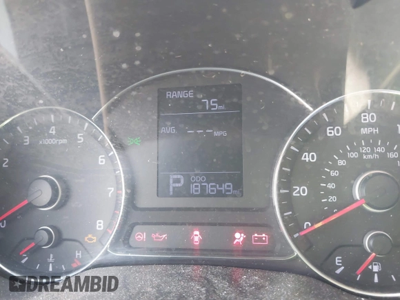 2014 Kia Forte LX with VIN KNAFX4A62E5221011, listed as a IAAI auction lot 42063598 with 187,649 mi miles. Bid and sale history available at carsss.com. Image 7.