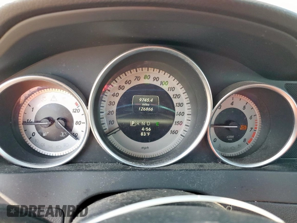 2013 Mercedes-Benz C 250 z VIN WDDGJ4HBXDG065935, wystawiony jako Copart lot #59411585 z przebiegiem 126 866 mil mil oraz Szkoda całkowita • Salvage title. Historia ofert i sprzedaży dostępna na DreamBid. Obrazek 9.