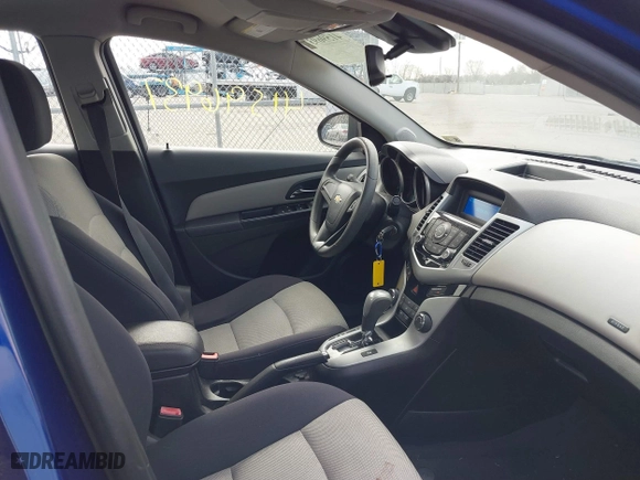 2013 Chevrolet Cruze LS with VIN 1G1PA5SGXD7118064, listed as a IAAI auction lot 41596937 with 89,529 mi miles. Bid and sale history available at carsss.com. Image 5.