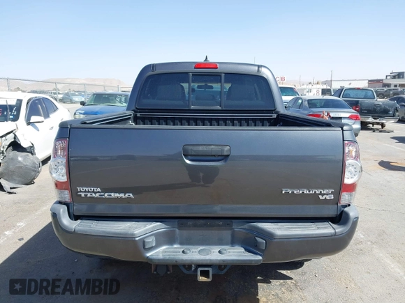 2014 Toyota Tacoma PreRunner with VIN 3TMJU4GN0EM164077, listed as a IAAI auction lot 41712542 with 69,443 mi miles. Bid and sale history available at carsss.com. Image 16.