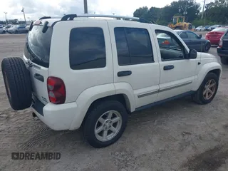 2005 Jeep Liberty Limited with VIN 1J4GK58K45W620070, listed as a IAAI auction lot 41212280 with 88,653 mi miles. Bid and sale history available at carsss.com. Image 4.