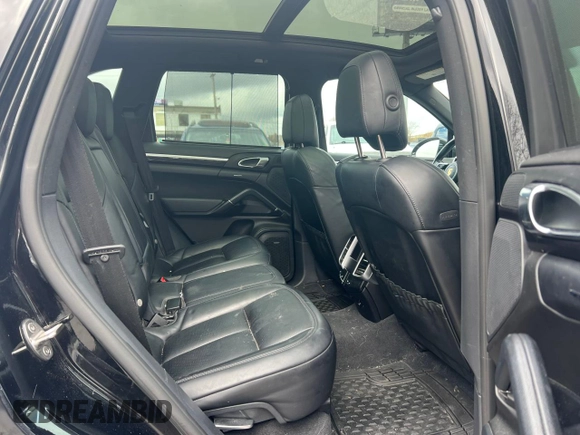 2016 Porsche Cayenne with VIN WP1AA2A26GKA13040, listed as a Copart auction lot 52623935 with 87,594 mi miles and Clean Title. Bid and sale history available at carsss.com. Image 5.